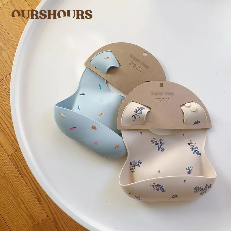 Ditsy silicone Baby bibs