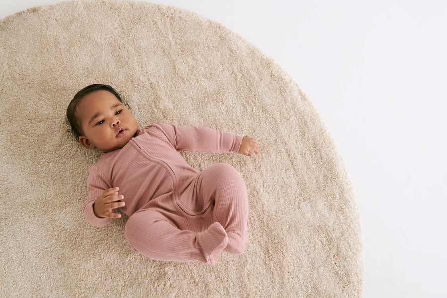 Ribbed sleepsuit - rose